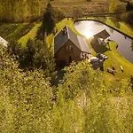 Dom wakacyjny With Private Pond, Jacuzzi And Sauna *