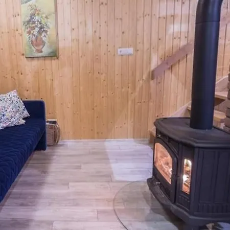 Semesterbostad With Private Pond, Jacuzzi And Sauna *