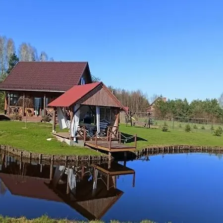 With Private Pond, Jacuzzi And Sauna Сasa de vacaciones