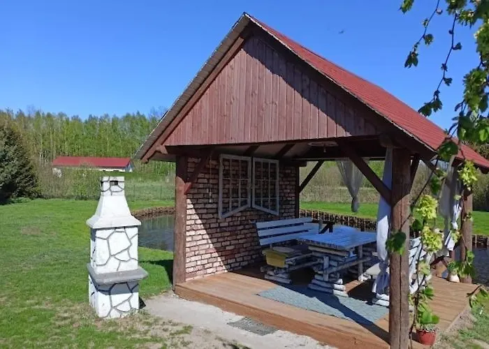 Semesterbostad With Private Pond, Jacuzzi And Sauna