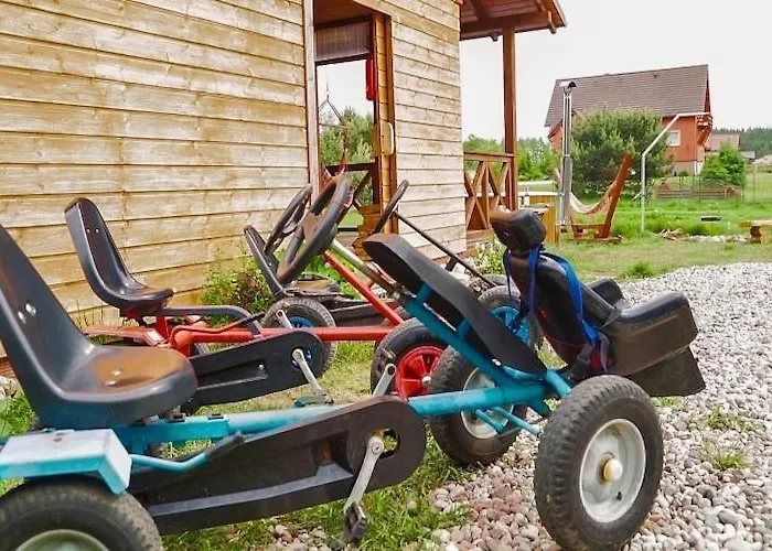 Semesterbostad With Private Pond, Jacuzzi And Sauna Lipusz